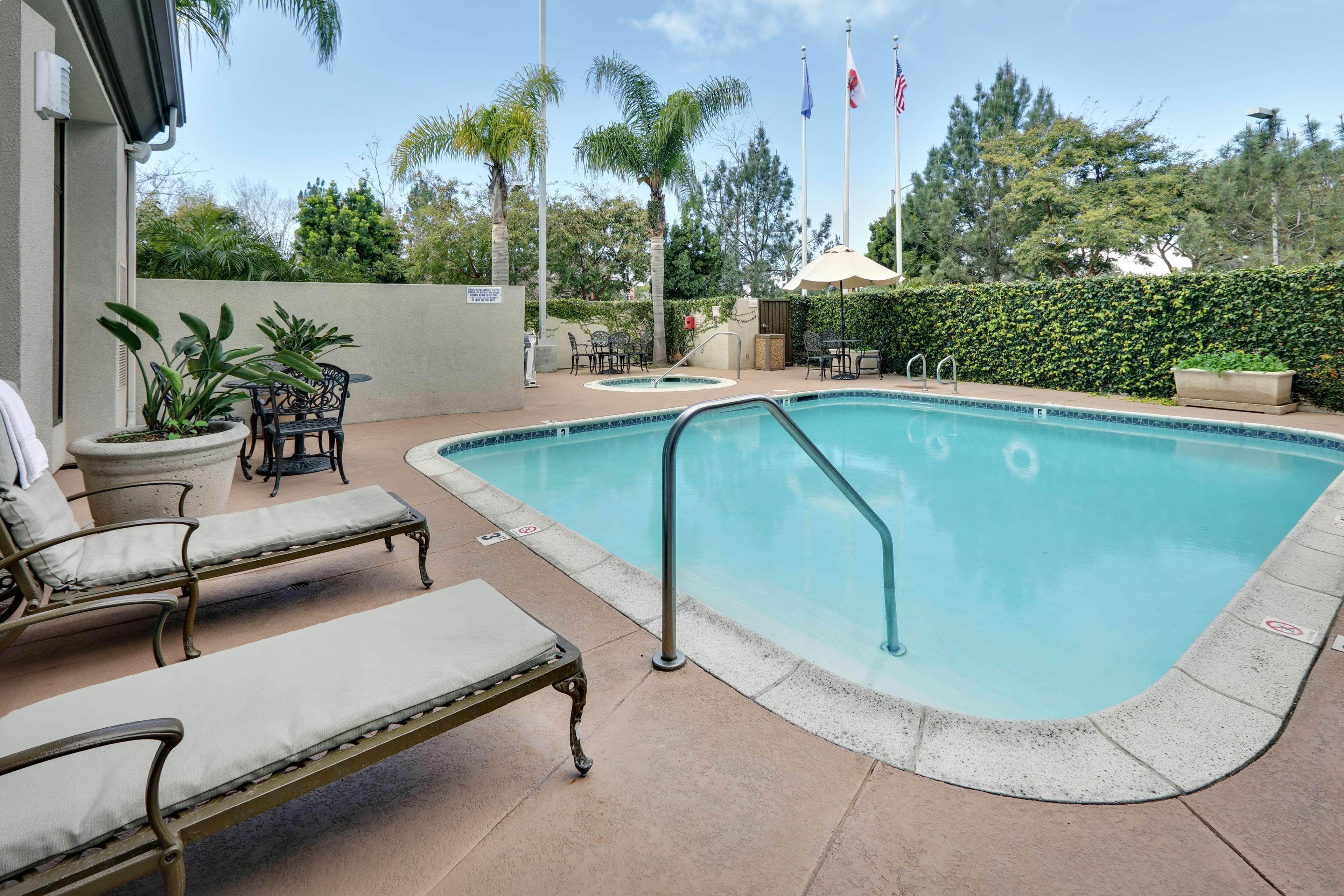 Hilton Garden Inn San Diego Del Mar Exterior foto